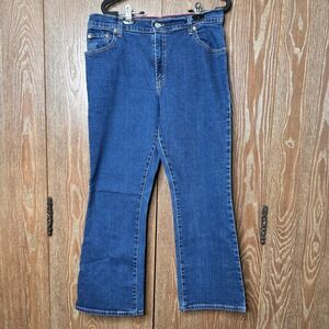 Levis Classic Relaxed Boot Cut Jeans Blue Denim Women 12S Relaxed‎ Straight Leg
